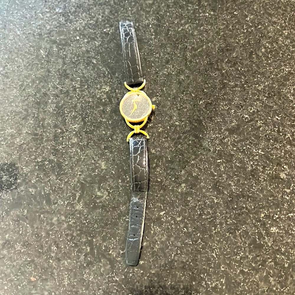 Gucci watch